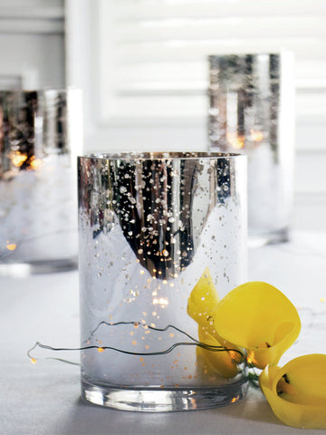 Yummi Candles - 18 Floating Candles and Silver Metallic Cylinders - Lifestyle - 1